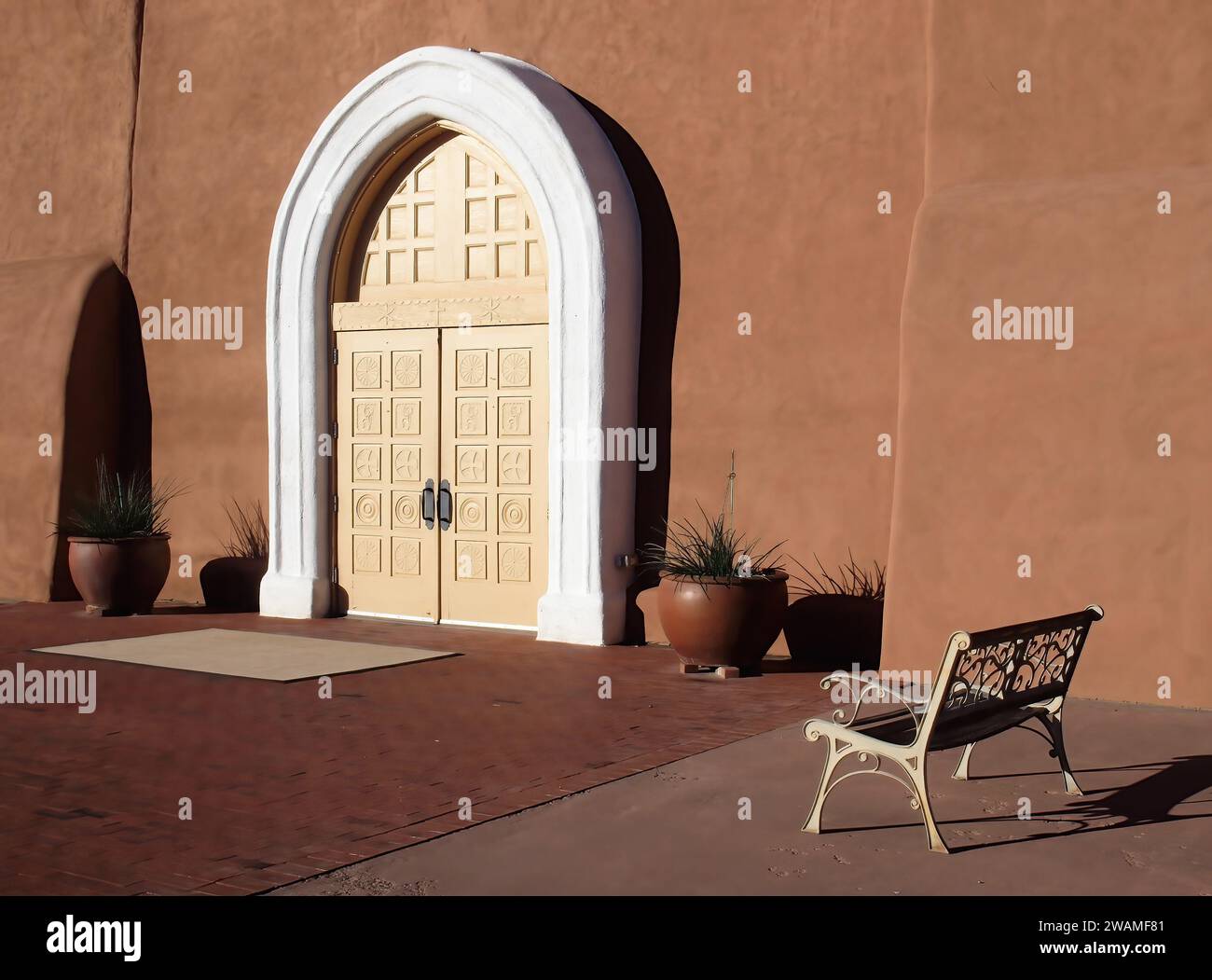 Courtyard at San Miguel Mission, Socorro, New Mexico Foto Stock