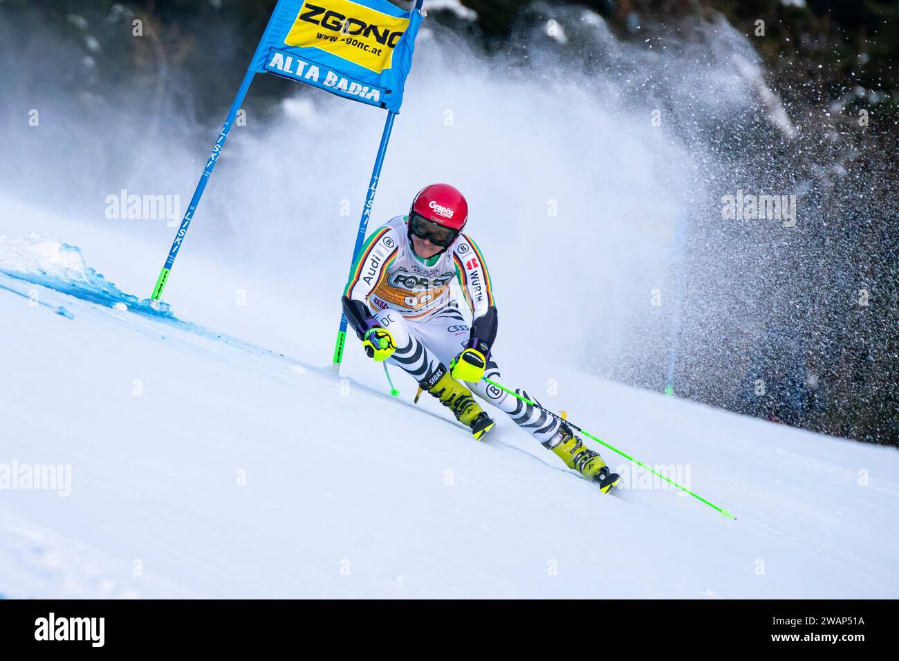 Alta Badia, Italia 17 dicembre 2023. GRATZ Fabian (GER) gareggia nella Coppa del mondo di sci alpino Audi Fis 2023-24 Giant Slalom maschile sulla Gran Risa C. Foto Stock