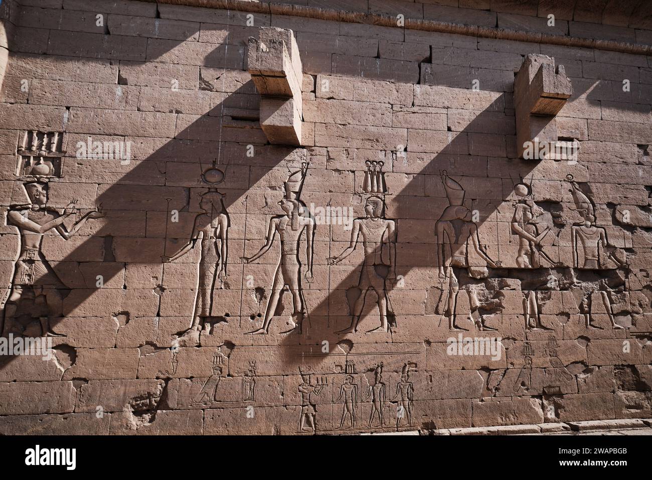 Tempio di Kalabsha ad Assuan, l'Egitto è un antico tempio egizio originariamente situato a Bab al-Kalabsha (porta di Kalabsha), 50 km a sud di Assuan Foto Stock