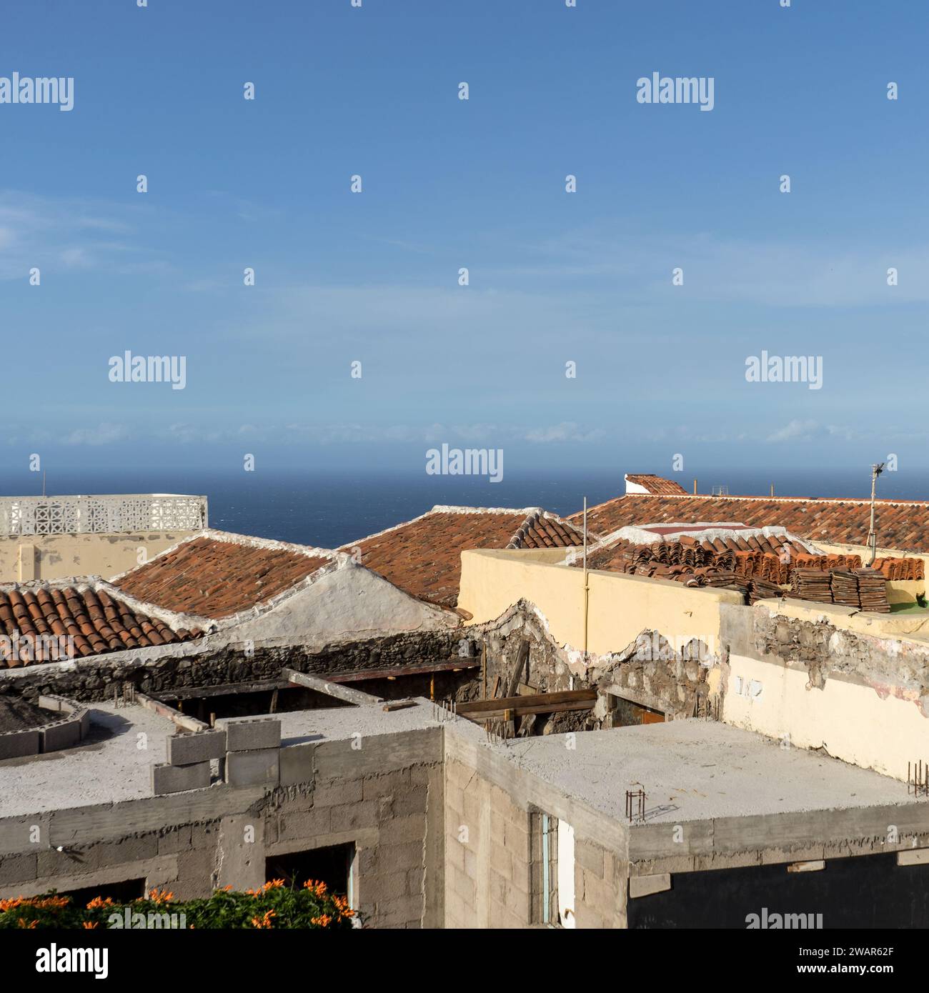 Vista sui tetti di Icod de los Vinos, Tenerife, Spagna Foto Stock