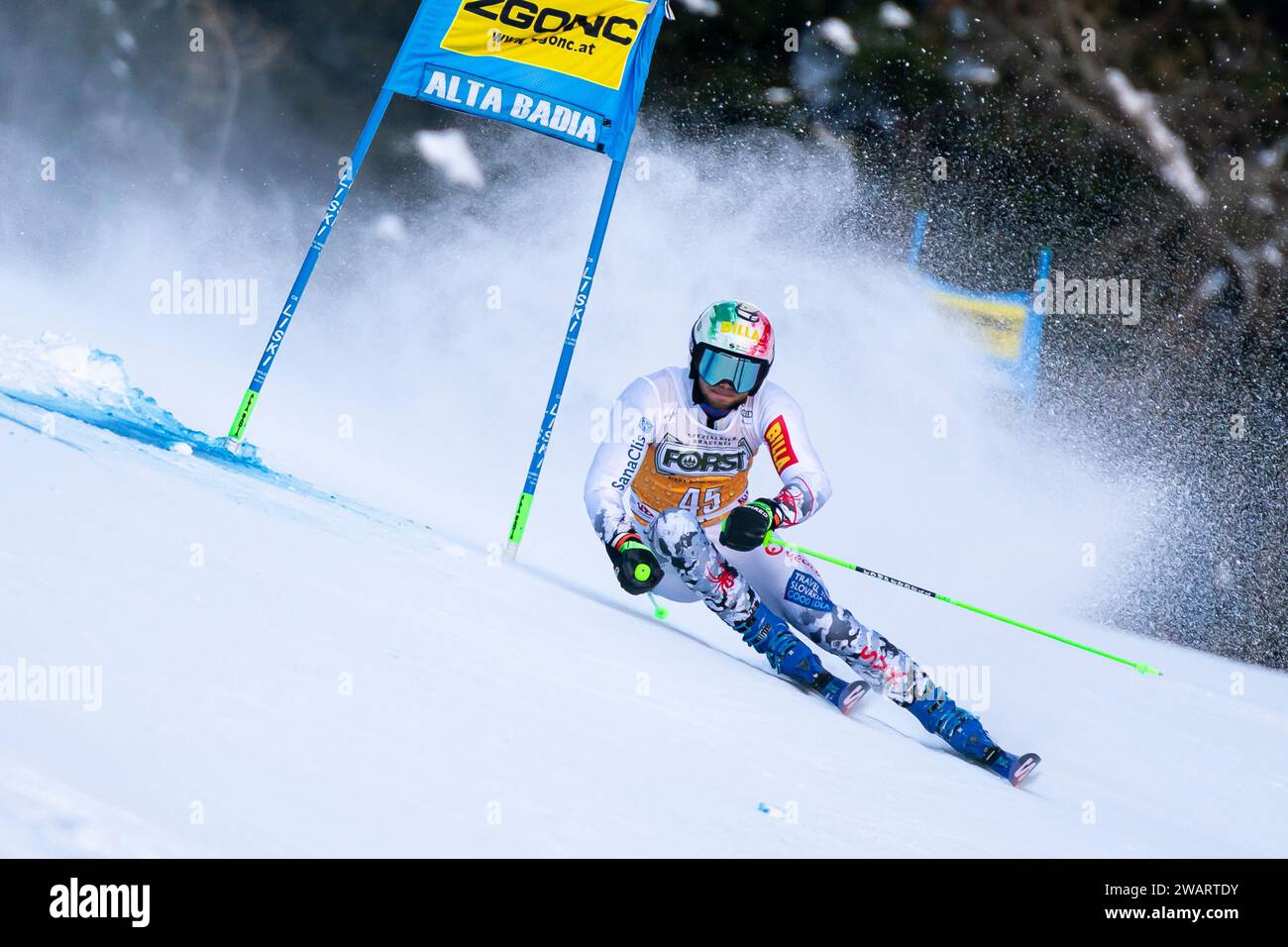 Alta Badia, Italia 17 dicembre 2023. ZAMPA Andreas (SVK) gareggia nella Coppa del mondo di sci alpino Audi Fis 2023-24 Giant Slalom maschile sulla Gran Risa Foto Stock