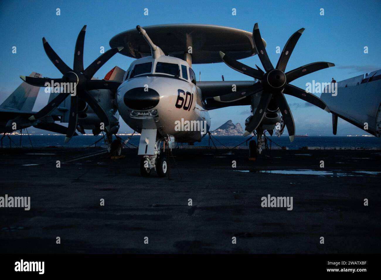 La più grande portaerei del mondo, la USS Gerald R. Ford (CVN 78 ...