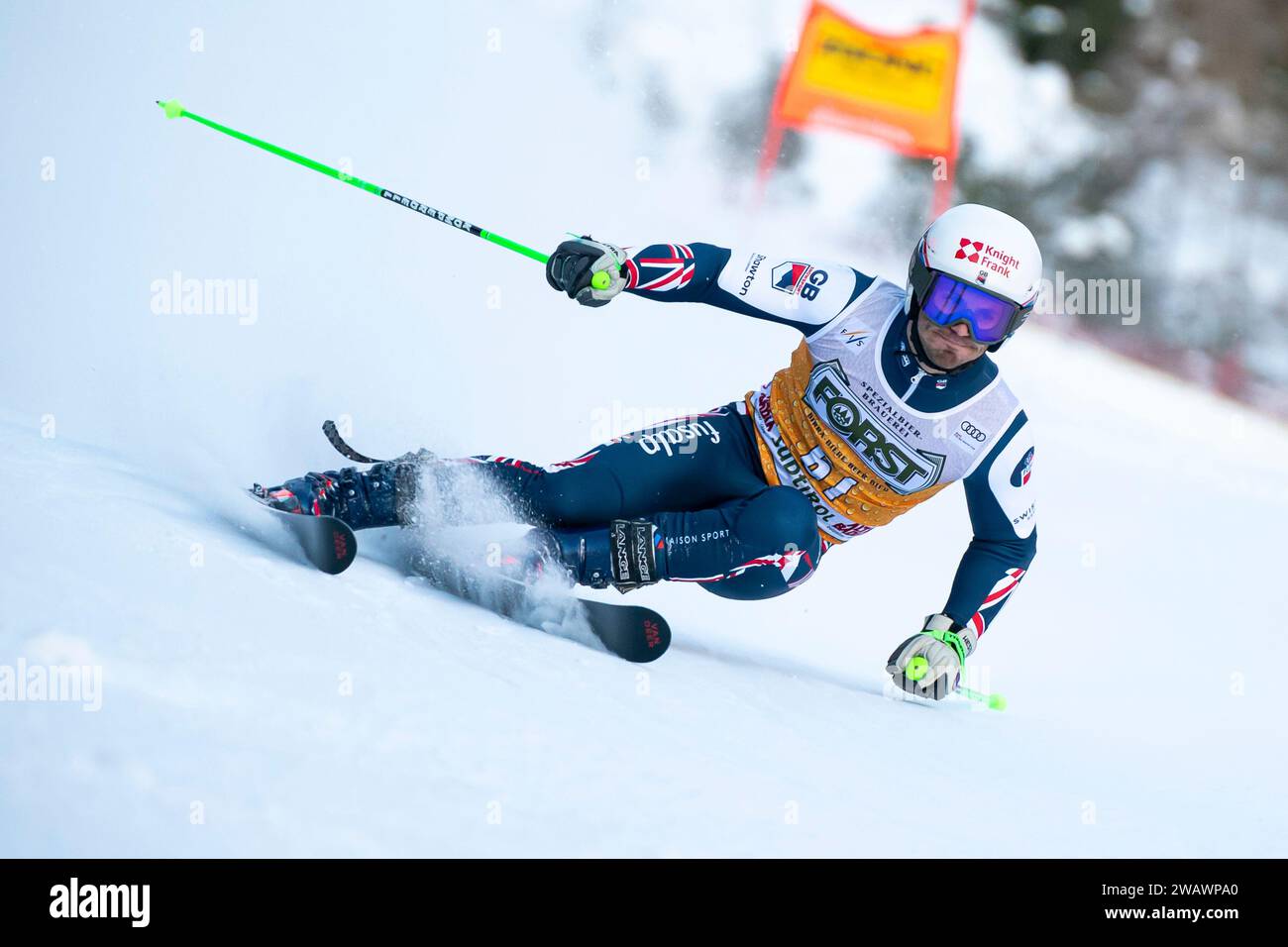 Alta Badia, Italia 17 dicembre 2023. RAPOSO Charlie (GBR) gareggia nella Coppa del mondo di sci alpino Audi Fis 2023-24 Giant Slalom maschile sulla Gran Risa Foto Stock