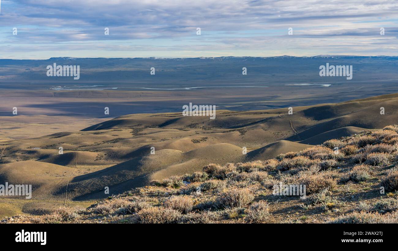 Steppa della Patagonia vicino al confine tra Argentina e Cile Foto Stock