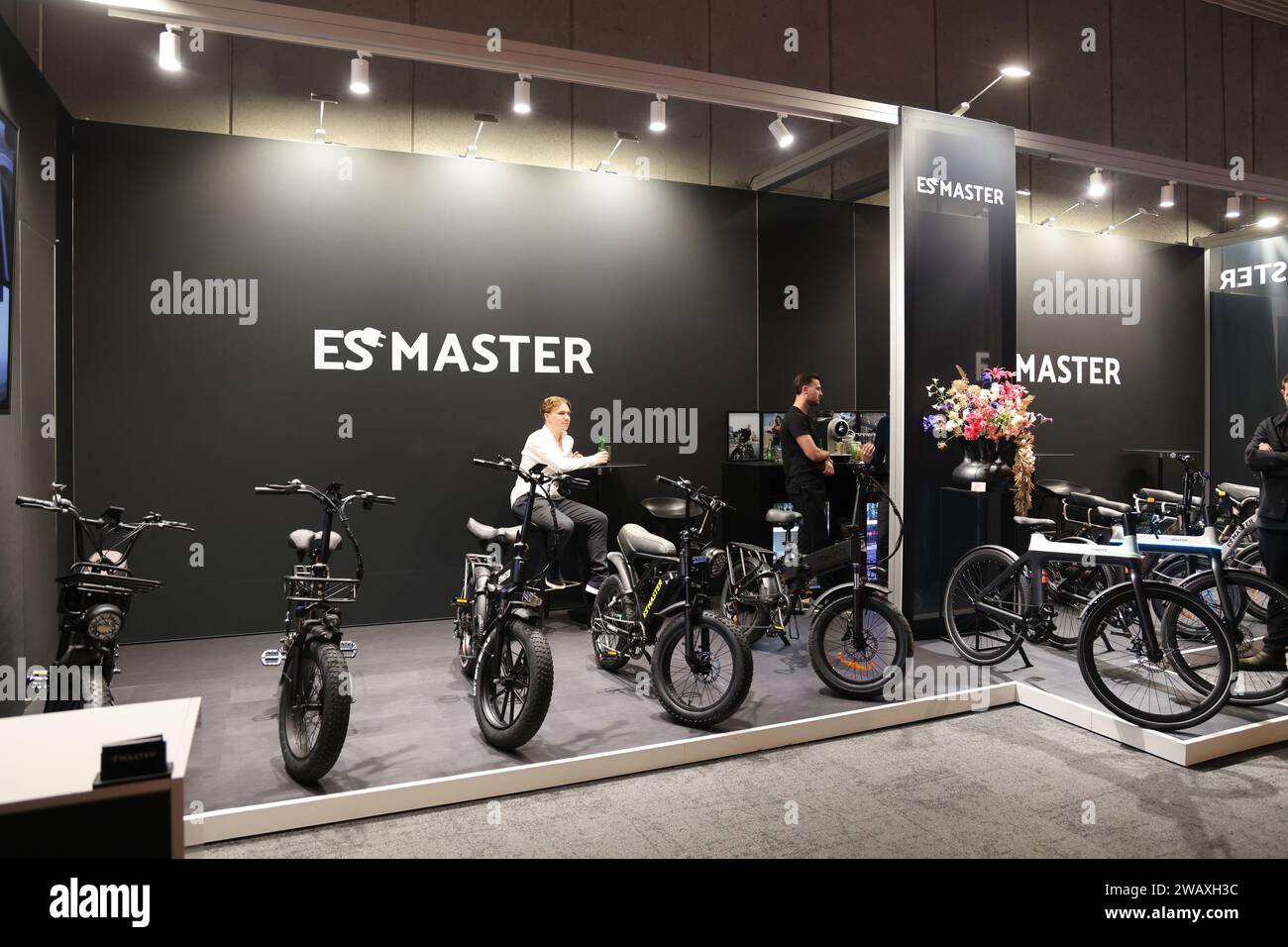 Stand espositivo del marchio olandese Fatbike es Master, al Masters Expo 2023 di Amsterdam RAI, Paesi Bassi Foto Stock