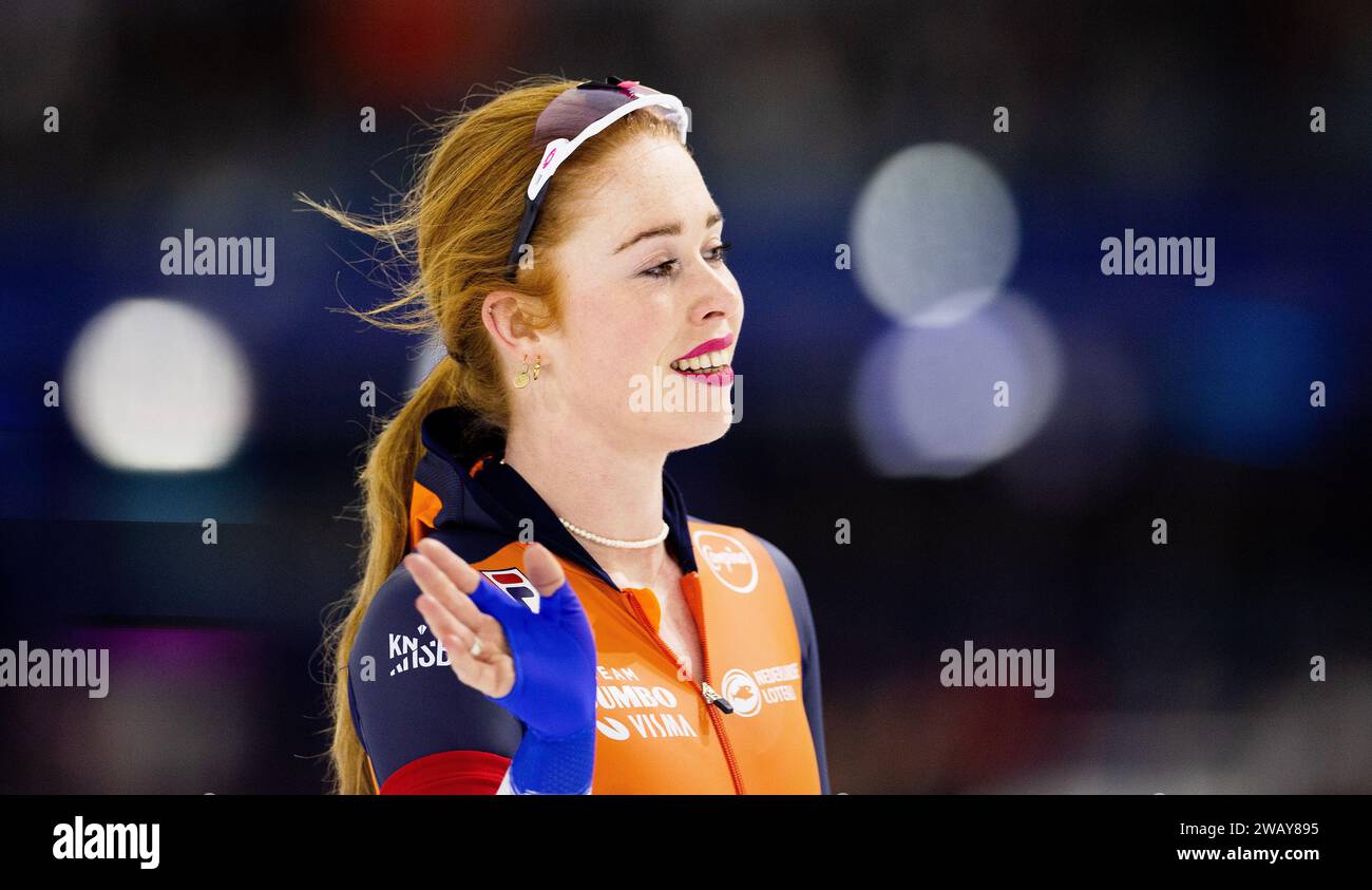 HEERENVEEN - Antoinette Rijpma-de Jong in azione sui 1000 metri delle distanze del Campionato europeo. ANP IRIS VAN DEN BROEK Foto Stock