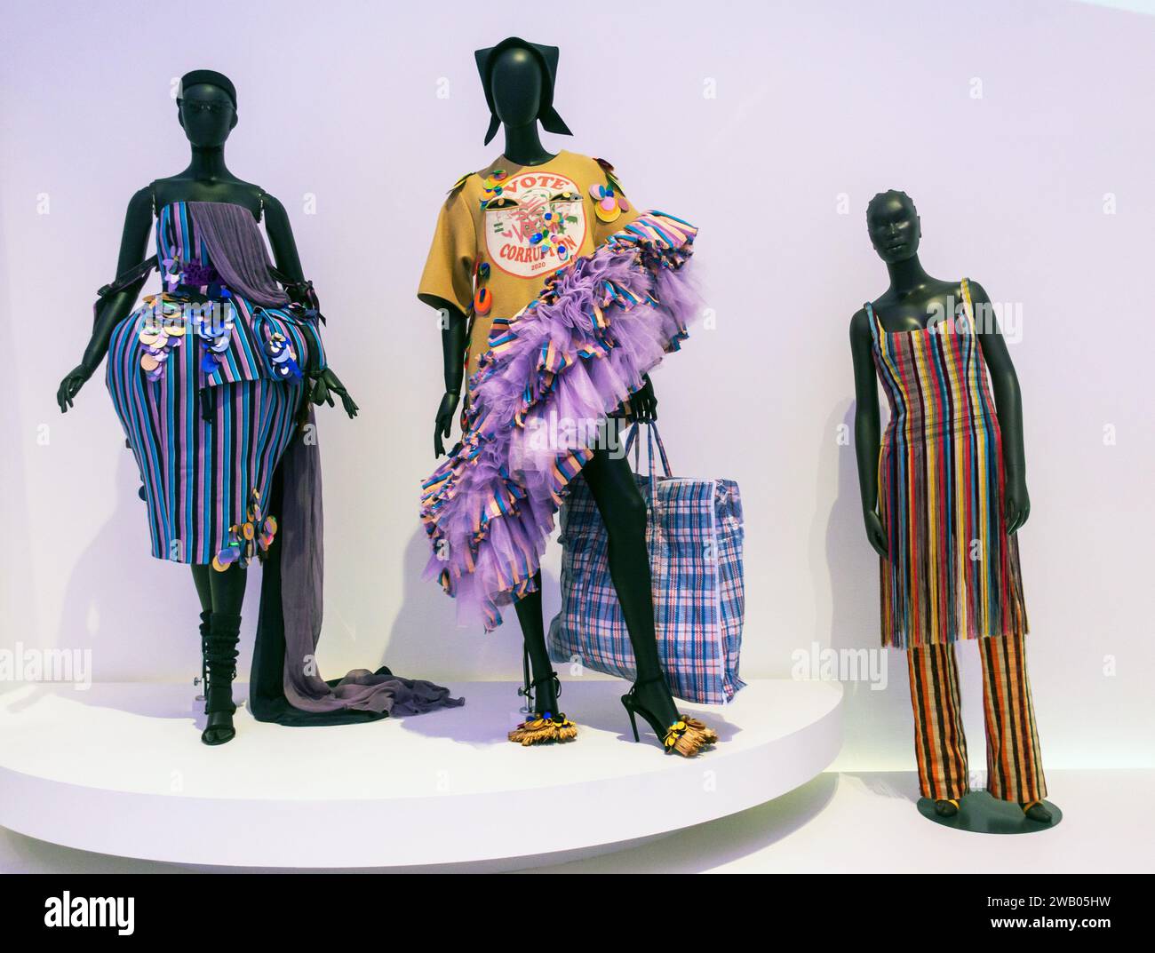 Mostra Africa Fashion al Brooklyn Museum di Brooklyn New York Foto Stock