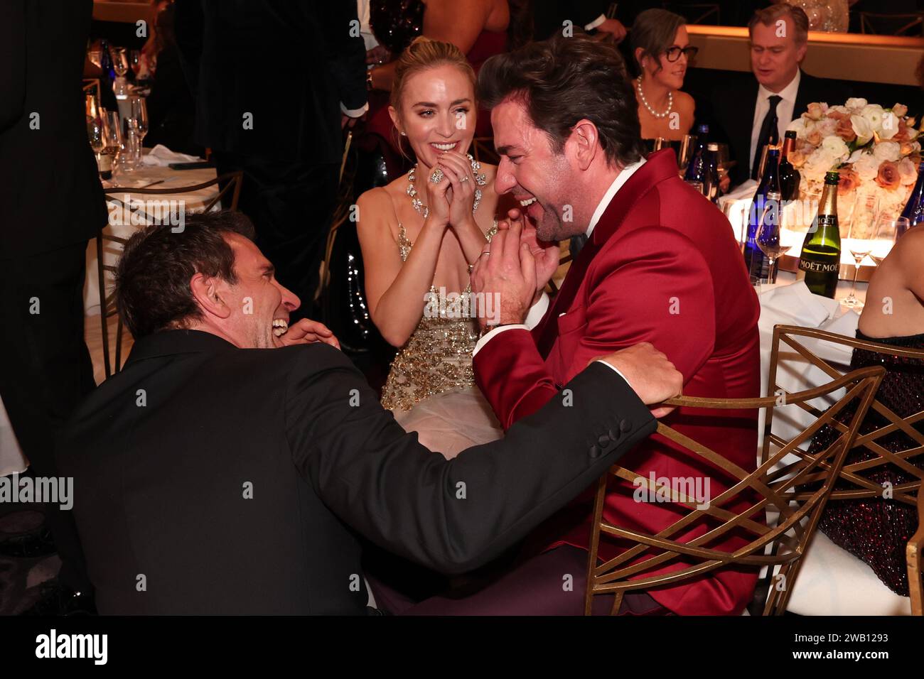 Beverly Hills, Stati Uniti. 7 gennaio 2024. Bradley Cooper, Emily Blunt e John Krasinski al 81° Golden Globe Awards tenutosi al Beverly Hilton Hotel il 7 gennaio 2024 a Beverly Hills, California. Crediti: PMC/Alamy Live News Foto Stock