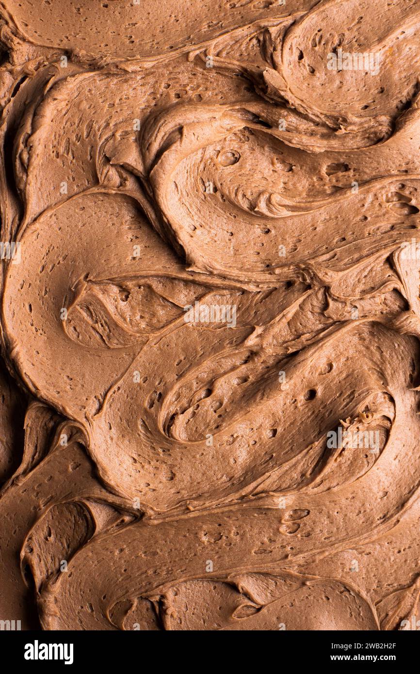 Ricca glassa di torta al cioccolato e crema al cioccolato Foto Stock