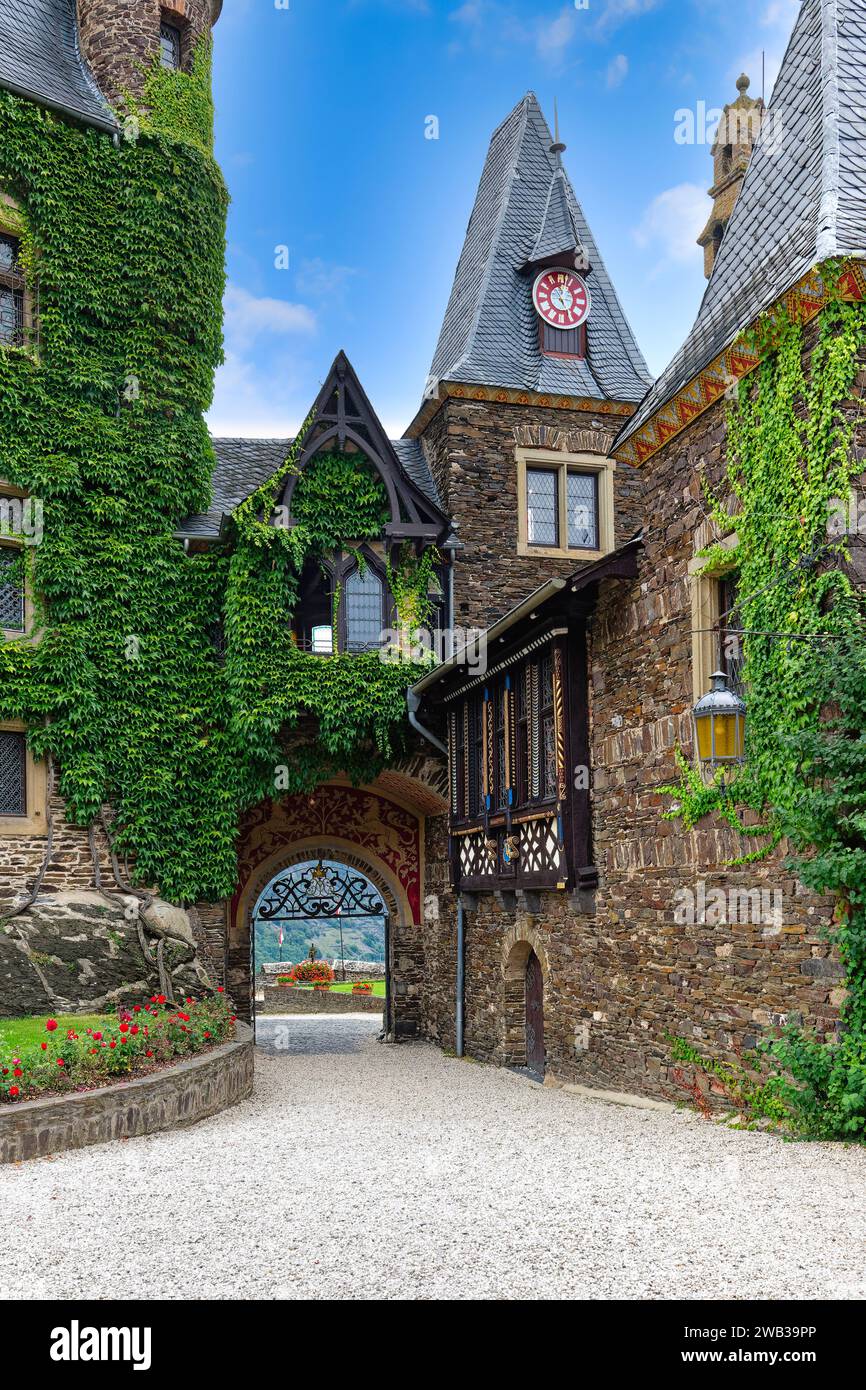 Ex castello imperiale, cortile, Cochem, Renania Palatinato, Germania Foto Stock