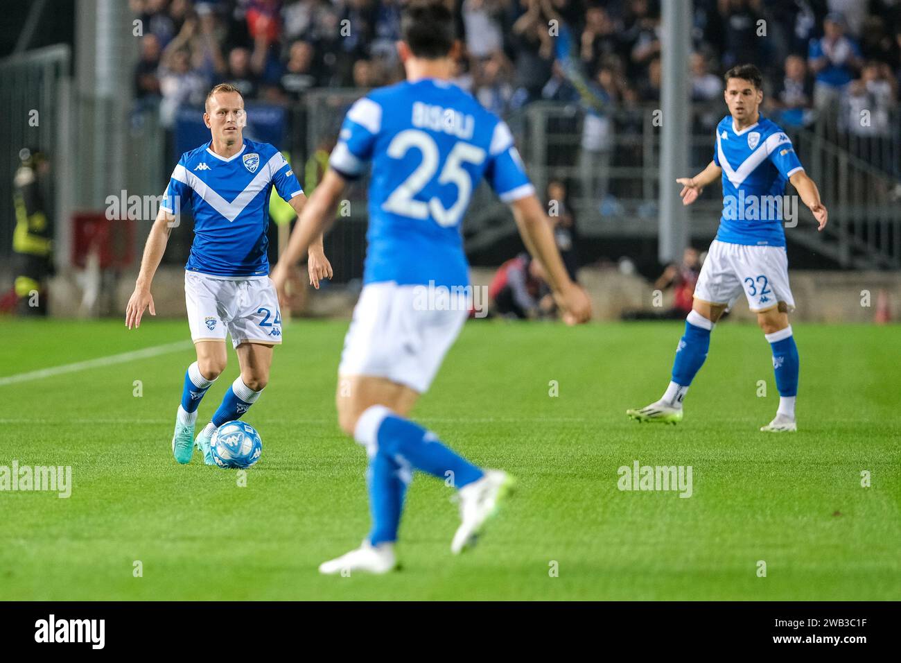 Lorenzo Maria Dickmann del Brescia calcio FC durante la partita del campionato italiano di serie B tra Brescia calcio e Feralpisal˜ a Mario Rigam Foto Stock