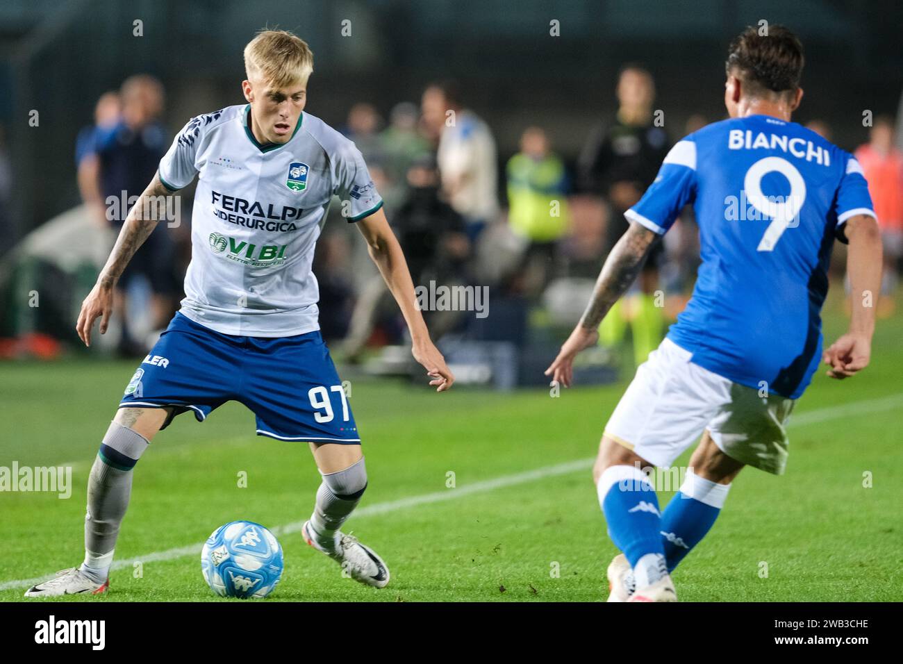 Mattia felici durante la partita del campionato italiano di serie B tra Brescia calcio e Feralpisal˜ allo Stadio Mario Rigamonti il 6 ottobre 20 Foto Stock