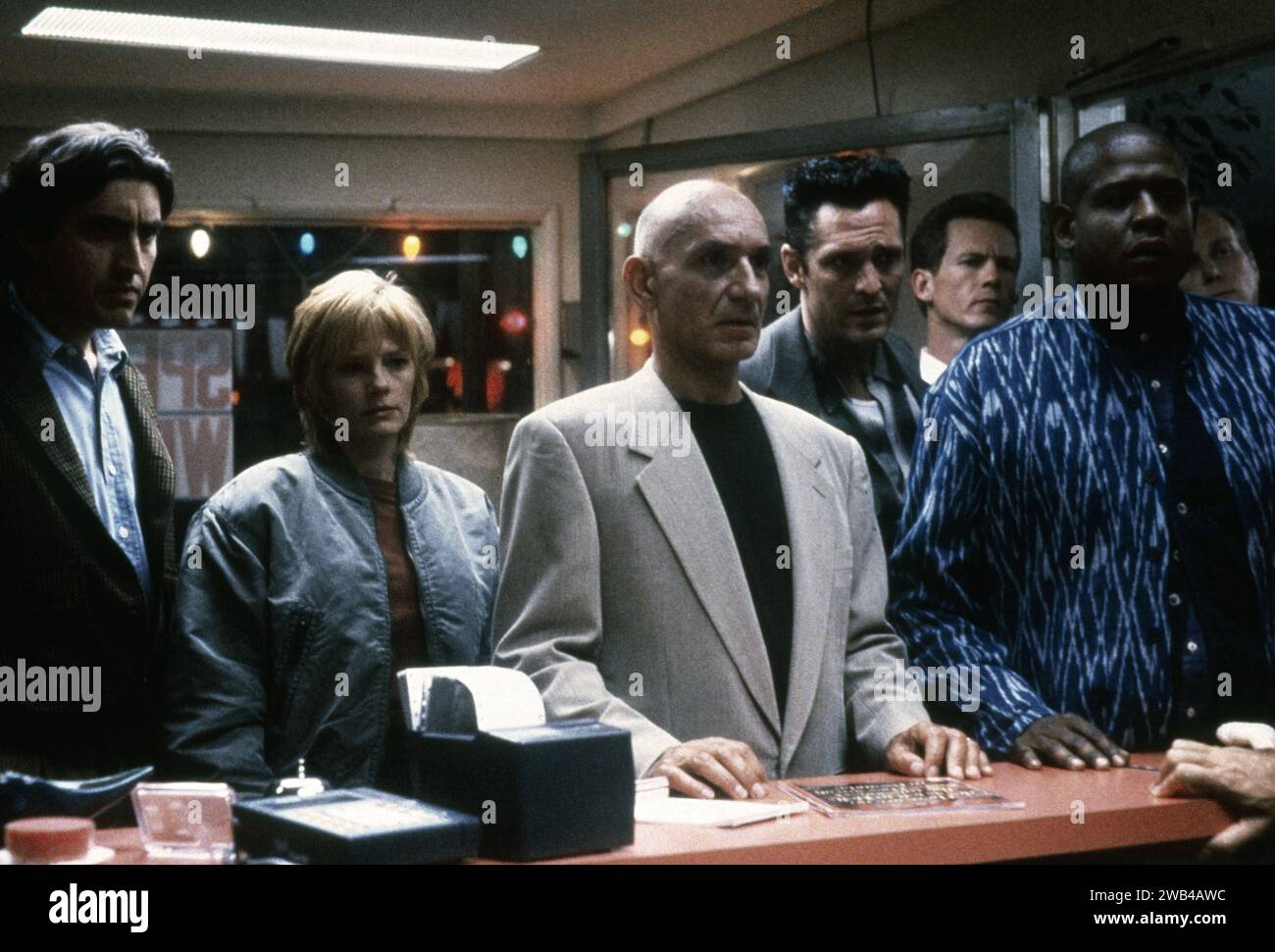 Anno specie : 1995 USA Direttore : Roger Donaldson Alfred Molina, Marg Helgenberger, Ben Kingsley, Michael Madsen, Forest Whitaker Foto Stock