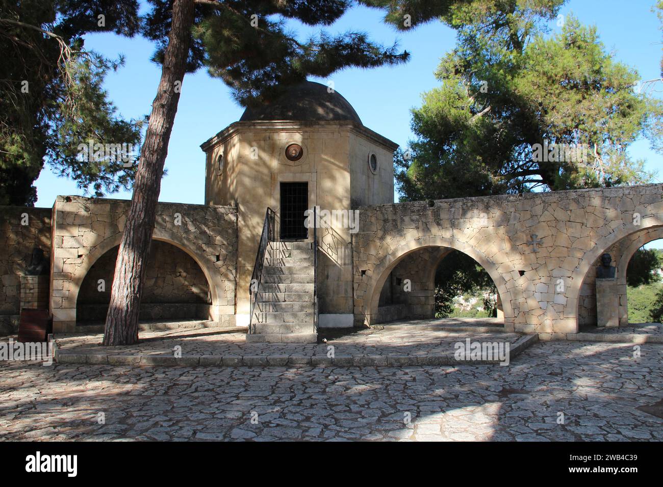 memoriale in un monastero ortodosso (arkadi) a creta in grecia Foto Stock