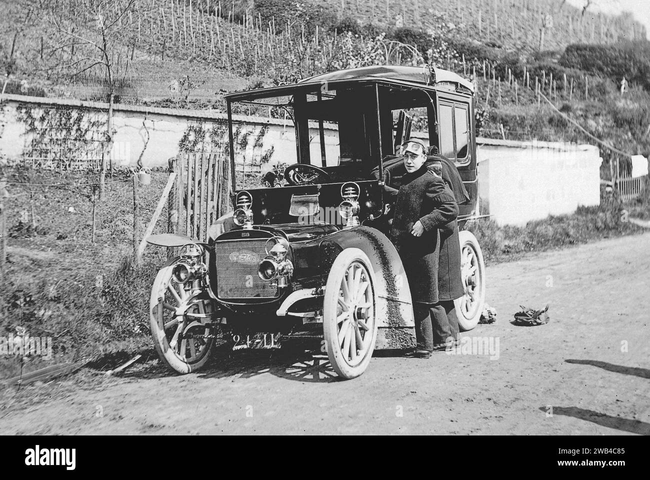 L'auto di Jean de Biré, fotografo che ha coperto la prima edizione della 24 ore di le Mans (il "Grand Prix de l'A.C.F") il 26 e 27 giugno 1906. Foto Stock