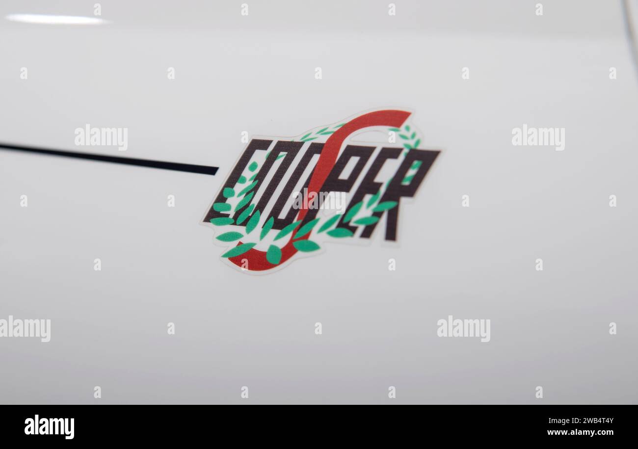 La Mini Cooper degli anni '1990 è una classica auto britannica Foto Stock