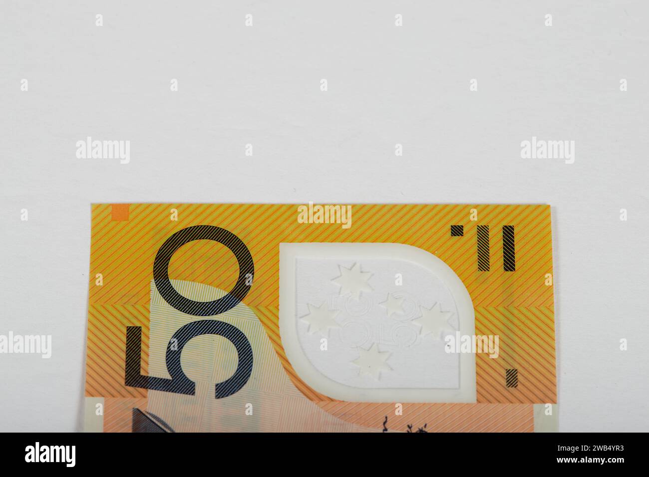 Valuta australiana, banconote in polimero e monete con animali australiani sul lato anteriore e la regina Elisabetta II sul lato posteriore! Foto Stock