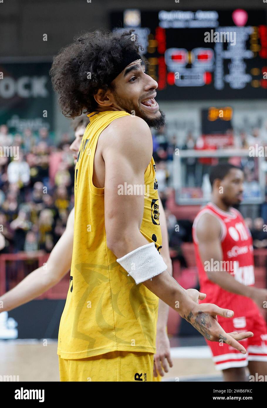 Tuebingen, Deutschland. 8 gennaio 2024. Jhivvan Jackson (Tigers Tuebingen, 56). 08.01.2024, pallacanestro, BBL, Tigers Tuebingen Wuerzburg Baskets, GER, Tuebingen, Paul Horn-Arena. Credito: dpa/Alamy Live News Foto Stock