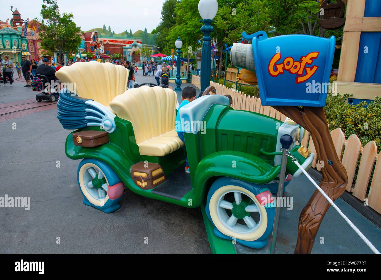 Cartoon Car al Toontown nel Disneyland Park di Anaheim, California, USA. Foto Stock