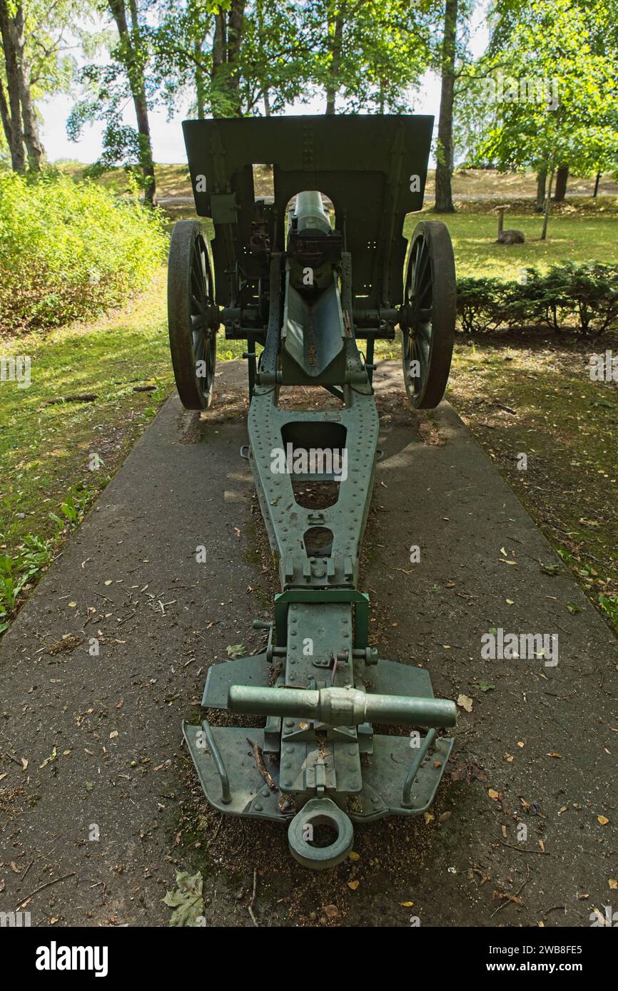 Vecchia pistola d'artiglieria della seconda Guerra Mondiale. Foto Stock