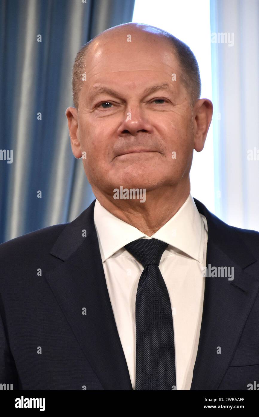 Bundeskanzler Olaf Scholz beim Neujahrsempfang fuer Repraesentanten des oeffentlichen Lebens sowie engagierte Buergerinnen und Buerger AM 9.01.2024 im Foto Stock