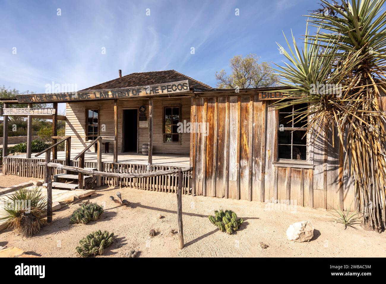 Saloon al Judge Roy Bean Museum and Vistors Center di Langtry, Texas Foto Stock