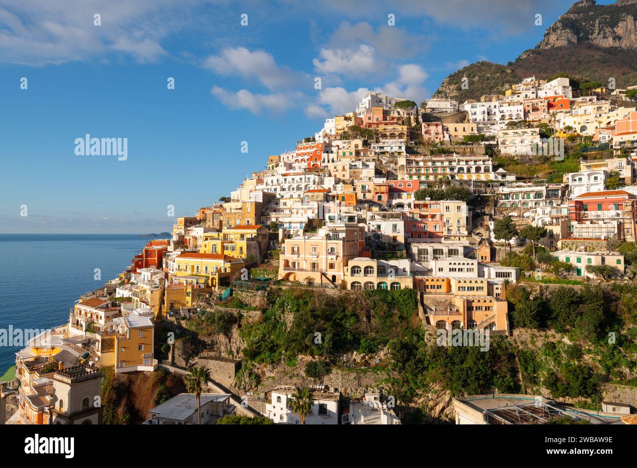 Positano, Italia nel pomeriggio lungo la Costiera Amalfitana. Foto Stock