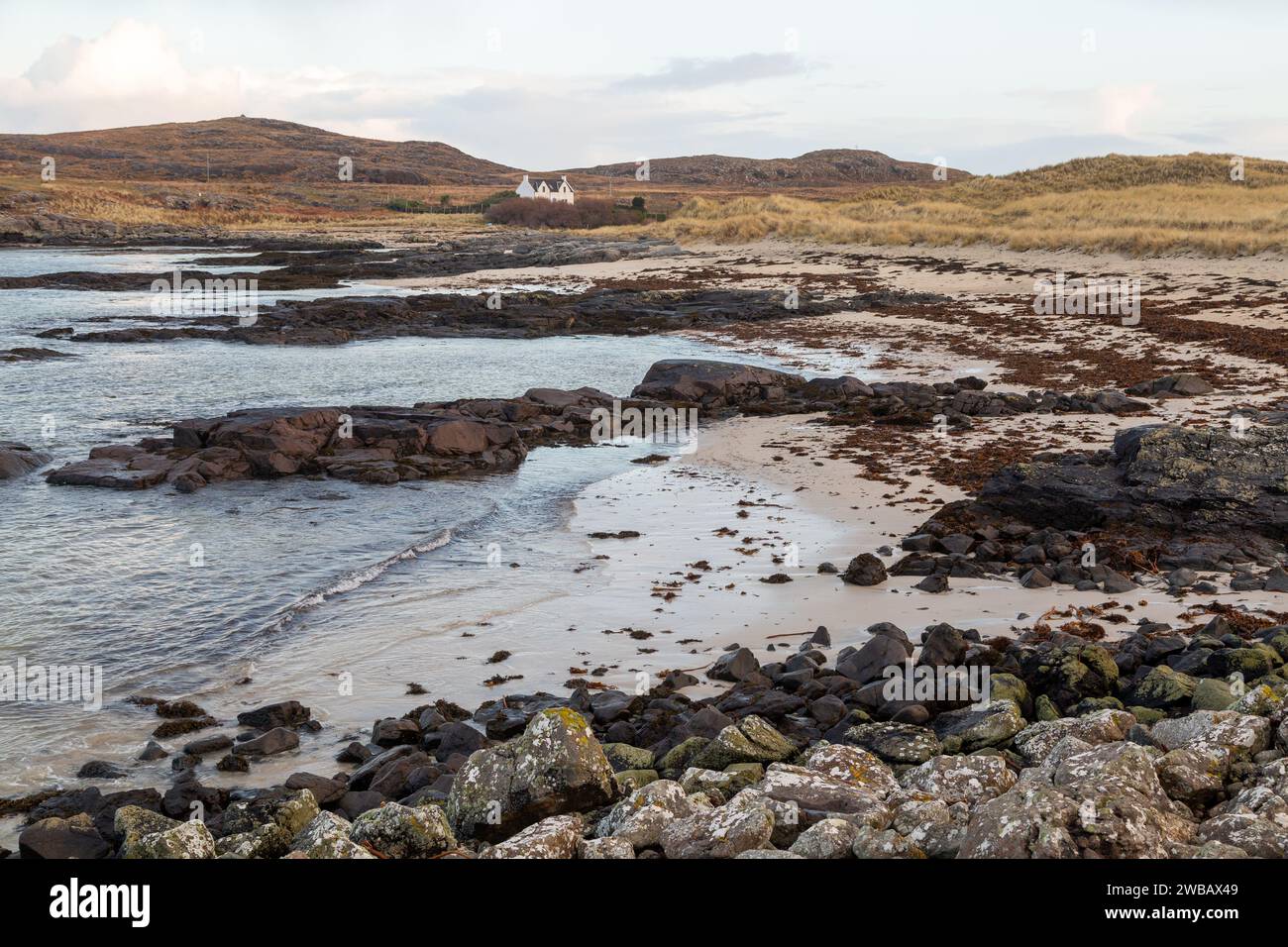 Una casa remota a Sanna Bay, ad Ardnamurchan, sulla costa occidentale della Scozia Foto Stock
