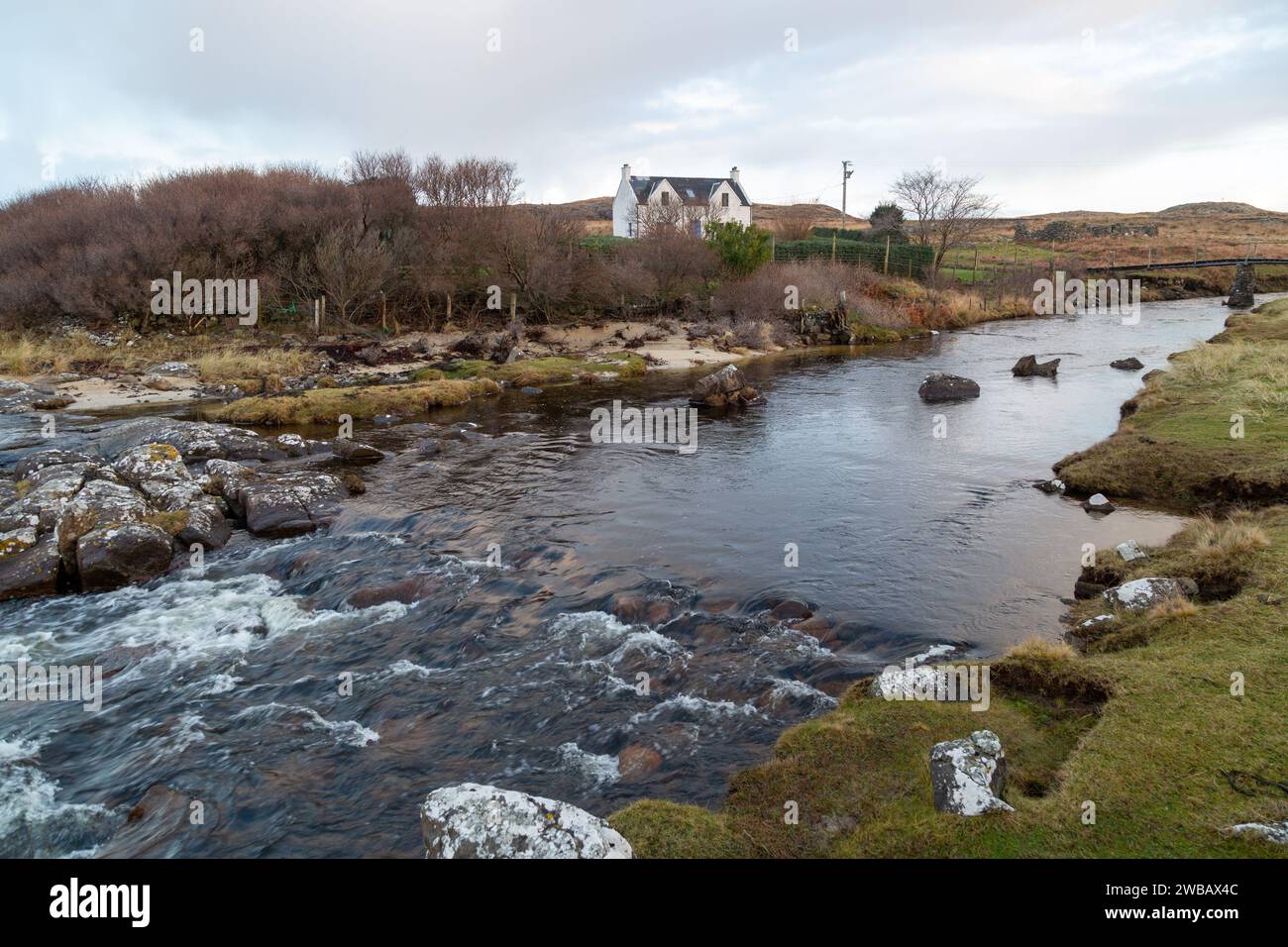 Una casa remota a Sanna Bay, ad Ardnamurchan, sulla costa occidentale della Scozia Foto Stock