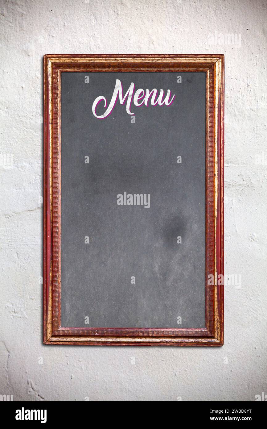 Lavagna incorniciata con spazio fotocopie ideale per creare un menu alla moda per un ristorante o un bar. Foto Stock