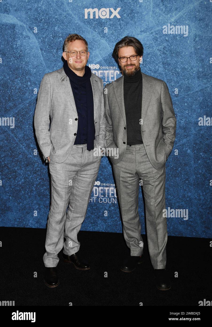 Los Angeles, California, USA. 9 gennaio 2024. (L-R) Dan Taylor e Florian Hoffmeister assistono alla prima di Los Angeles della Warner Bros.' "True Detective: Night Country" al Paramount Theatre il 9 gennaio 2024 a Los Angeles, California. Crediti: Jeffrey Mayer/JTM Photos/Media Punch/Alamy Live News Foto Stock