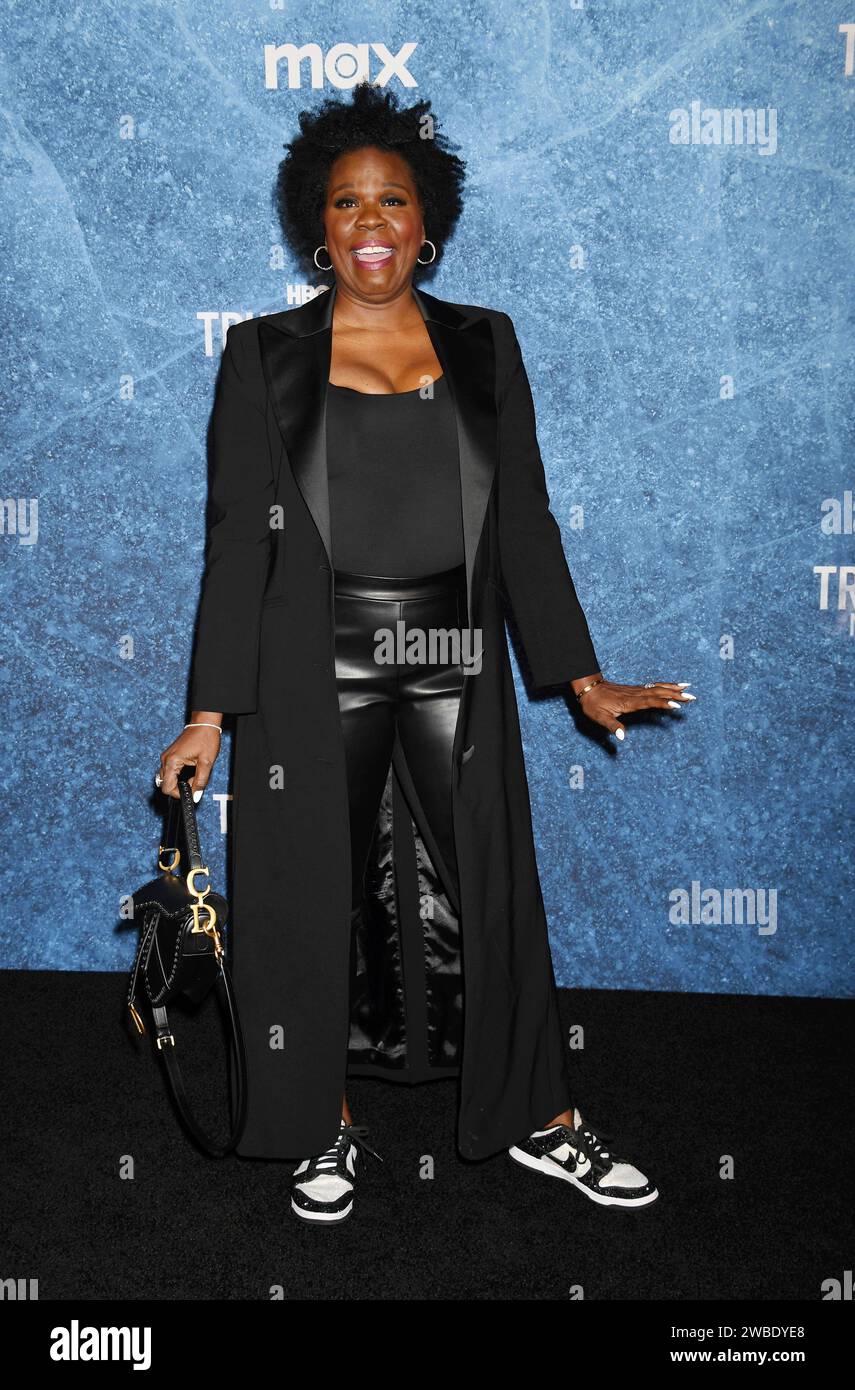 Los Angeles, California, USA. 9 gennaio 2024. Leslie Jones partecipa alla prima di Los Angeles della Warner Bros. "True Detective: Night Country" al Paramount Theatre il 9 gennaio 2024 a Los Angeles, California. Crediti: Jeffrey Mayer/JTM Photos/Media Punch/Alamy Live News Foto Stock