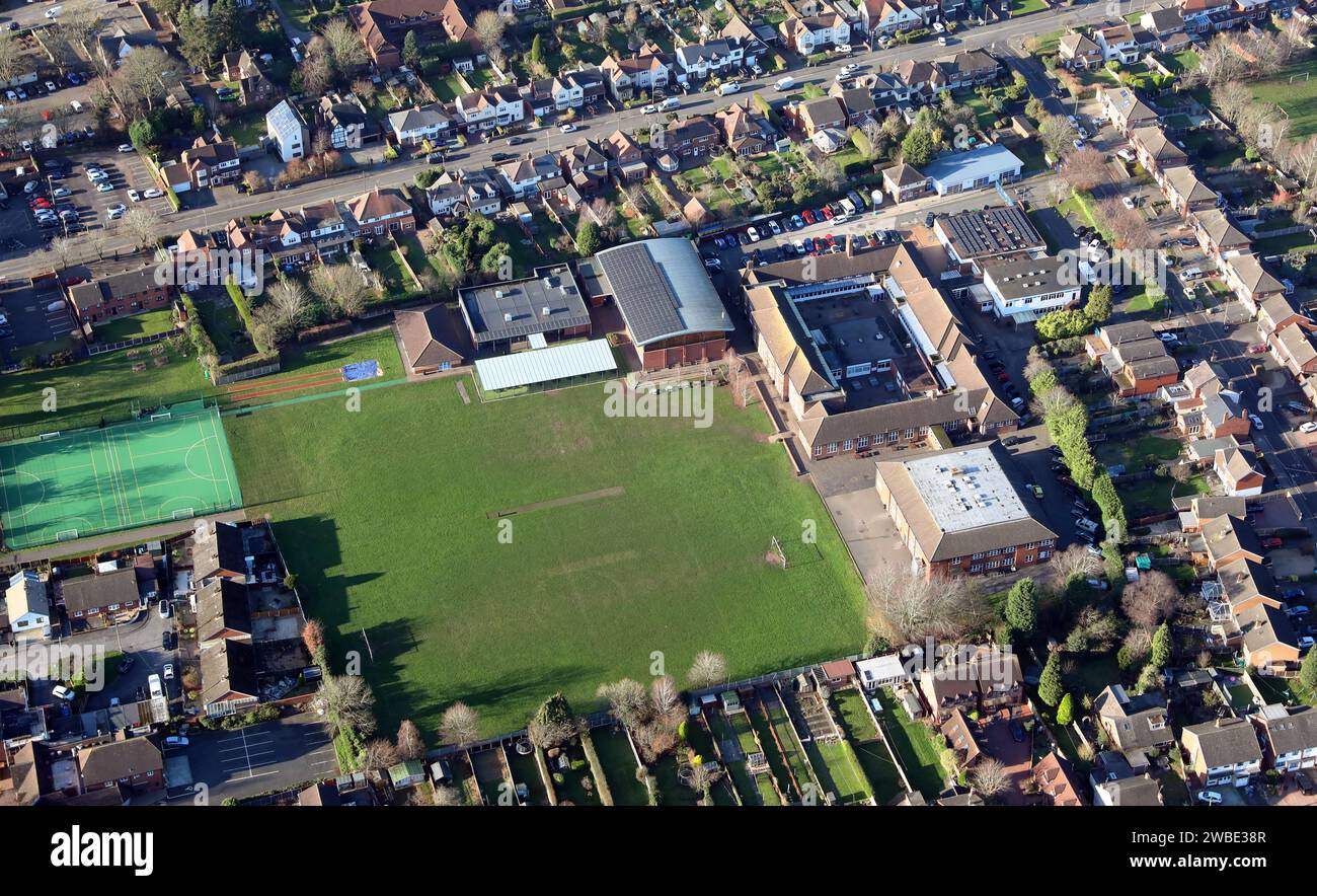 Vista aerea della Kingswinford Academy, una scuola secondaria vicino al centro della città Foto Stock