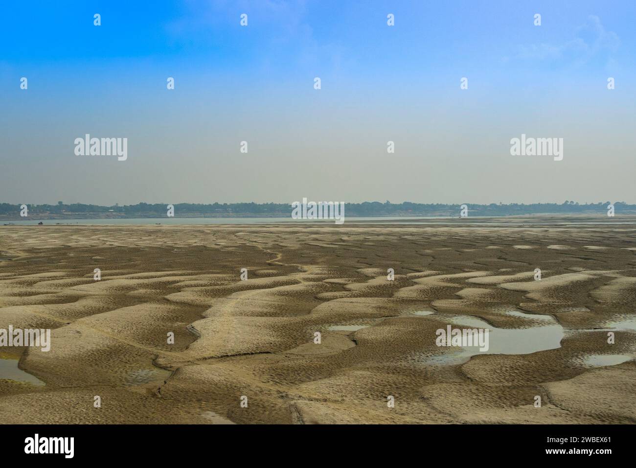 Sandbanks sulle rive del fiume Padma (Gange), Bangladesh Foto Stock