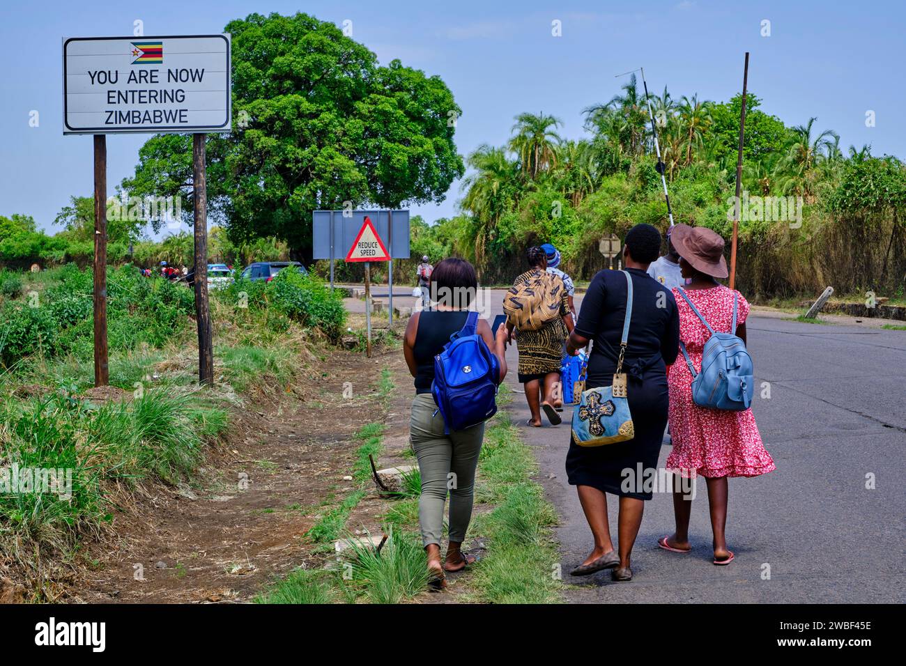 Zimbabwe, provincia del Matabeleland settentrionale, Cascate Vittoria, confine tra Zambia e Zimbabwe Foto Stock