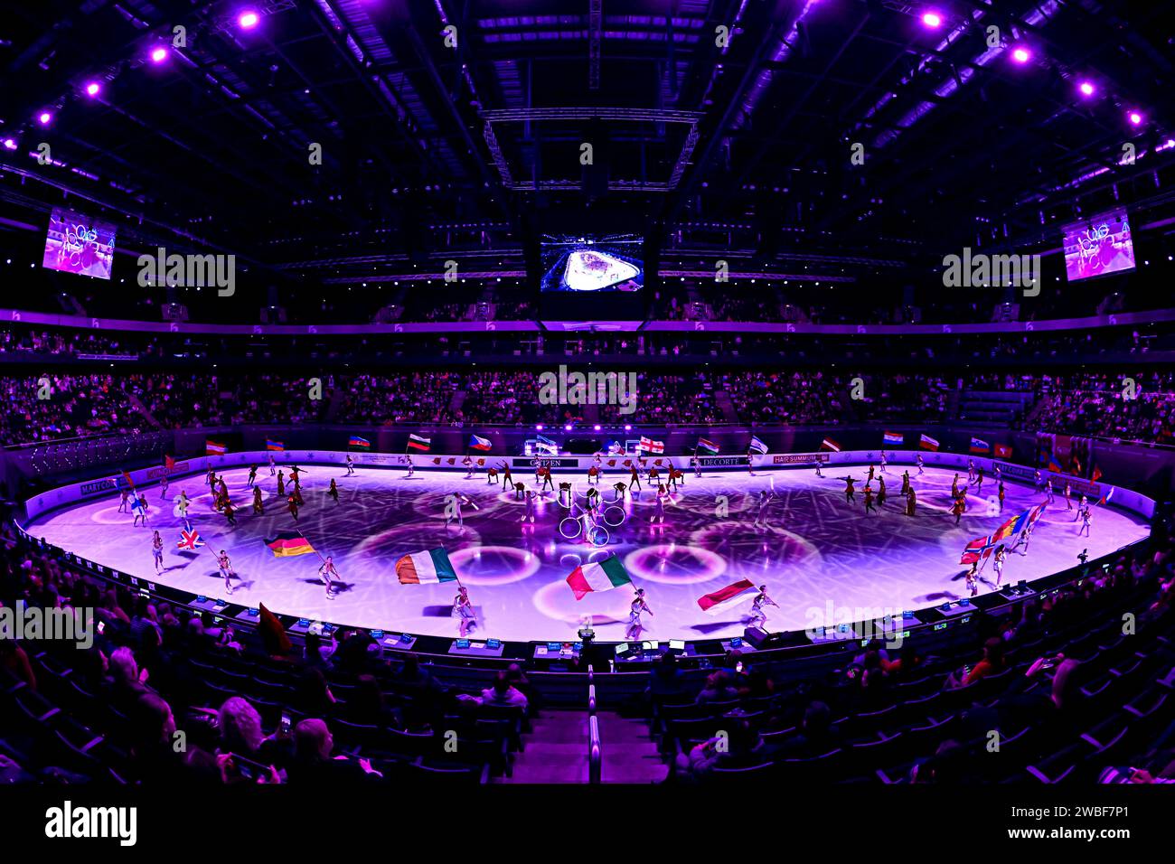 Cerimonia di apertura, ai campionati europei di pattinaggio di figura ISU 2024, presso l'Algiris Arena, il 10 gennaio 2024 a Kaunas, Lituania. Crediti: Raniero Corbelletti/AFLO/Alamy Live News Foto Stock Cerimonia di apertura, ai campionati europei di pattinaggio di figura ISU 2024, presso l'Algiris Arena, il 10 gennaio 2024 a Kaunas, Lituania. Crediti: Raniero Corbelletti/AFLO/Alamy Live News Foto Stock