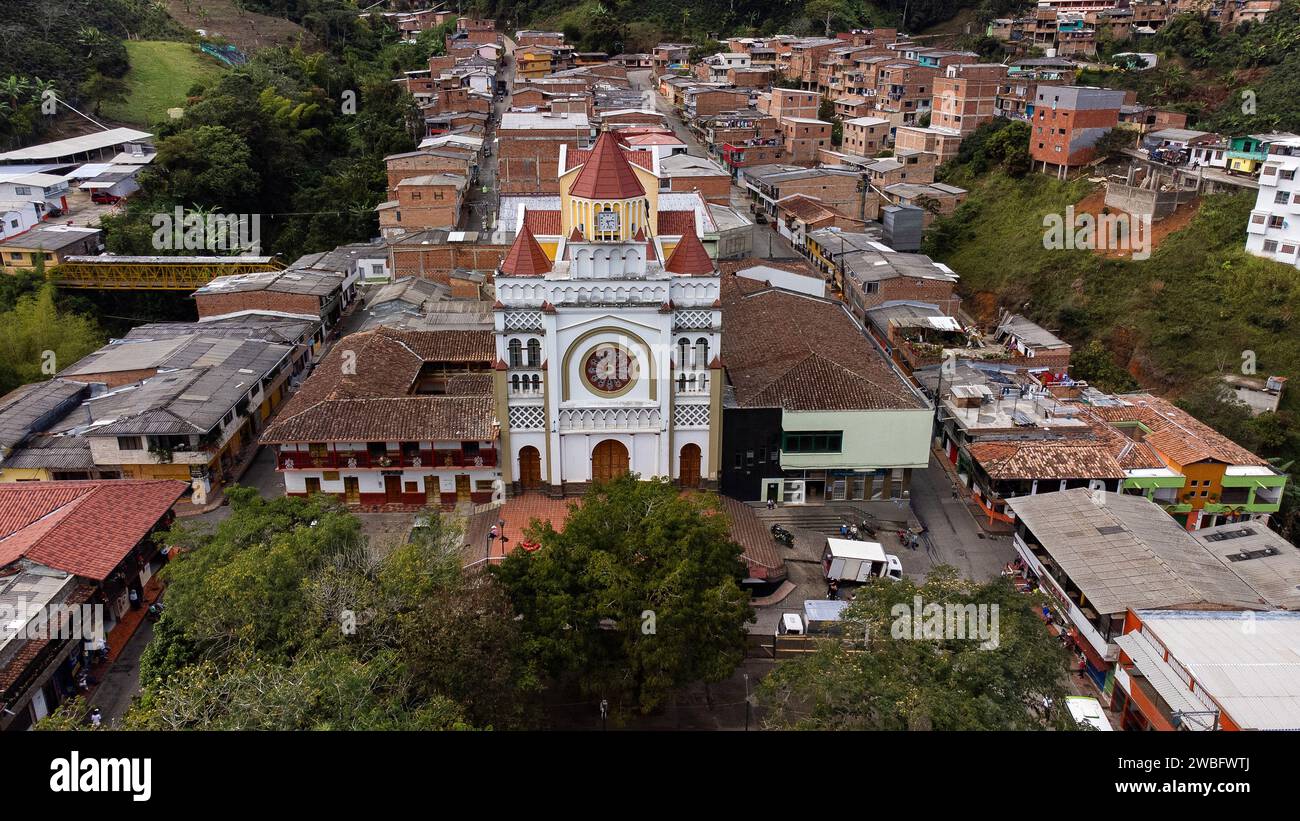 Betulia, Antioquia - Colombia. 27 dicembre 2023. Chiesa dell'Immacolata Concezione, è un tempio di culto cattolico. Foto Stock