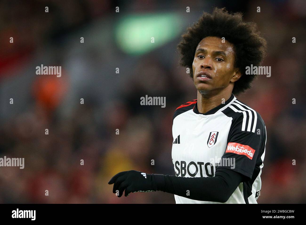 Liverpool, Regno Unito. 10 gennaio 2024. Willian di Fulham guarda. Carabao Cup, EFL Cup, semifinale partita di andata, Liverpool contro Fulham ad Anfield a Liverpool mercoledì 10 gennaio 2024. Questa immagine può essere utilizzata solo per scopi editoriali. Solo per uso editoriale. foto di Chris Stading/Andrew Orchard fotografia sportiva/Alamy Live news Credit: Andrew Orchard Sports Photography/Alamy Live News Foto Stock