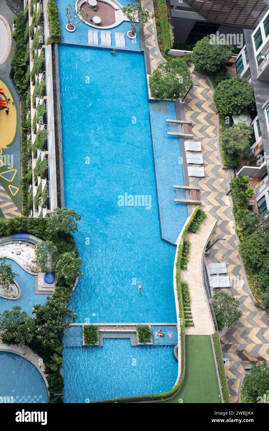 Piscine in un complesso di appartamenti di ho chi Minh City Foto Stock