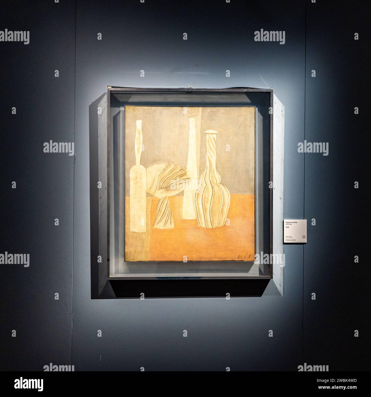 Oil in Canvas'STILL Life' (1916): Mostra di dipinti del pittore italiano Giorgio Morandi, Palazzo reale, Milano - 3 gennaio 2024 Foto Stock