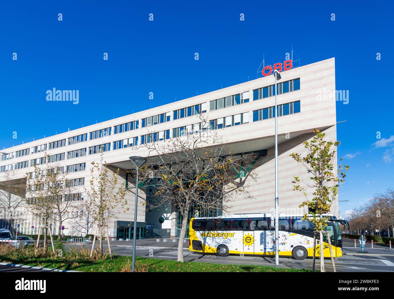 Vienna, ÖBB Business Competence Center, via Lassallestraße in 02. Distretto di Leopoldstadt, Austria Foto Stock