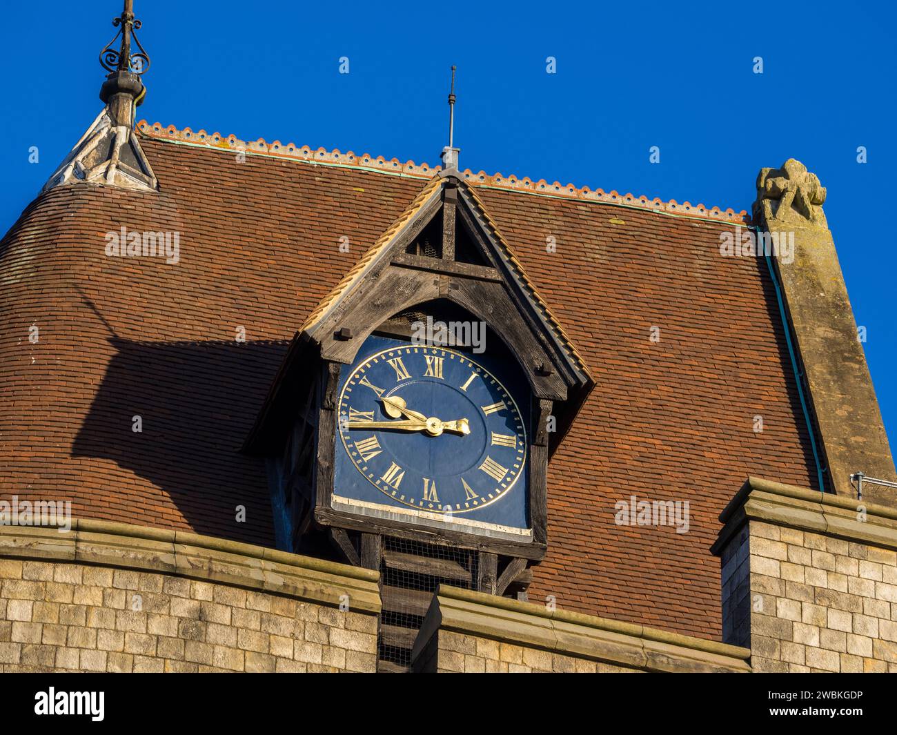 Orologio, Torre del coprifuoco, Castello di Windsor, Windsor, Berkshire, Inghilterra, Regno Unito, Regno Unito. Foto Stock