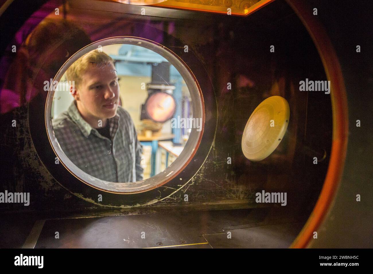 Orion Aerosciences ha condotto oltre 30 test statunitensi per studiare il riscaldamento di veicoli spaziali durante il rientro, concludendo alla NASA Langley il 4 febbraio 2019, con un modello di scudo termico da 6 pollici in un tunnel del vento di Mach 6, che coinvolge ingegneri dei centri Langley, Johnson e Ames. Foto Stock