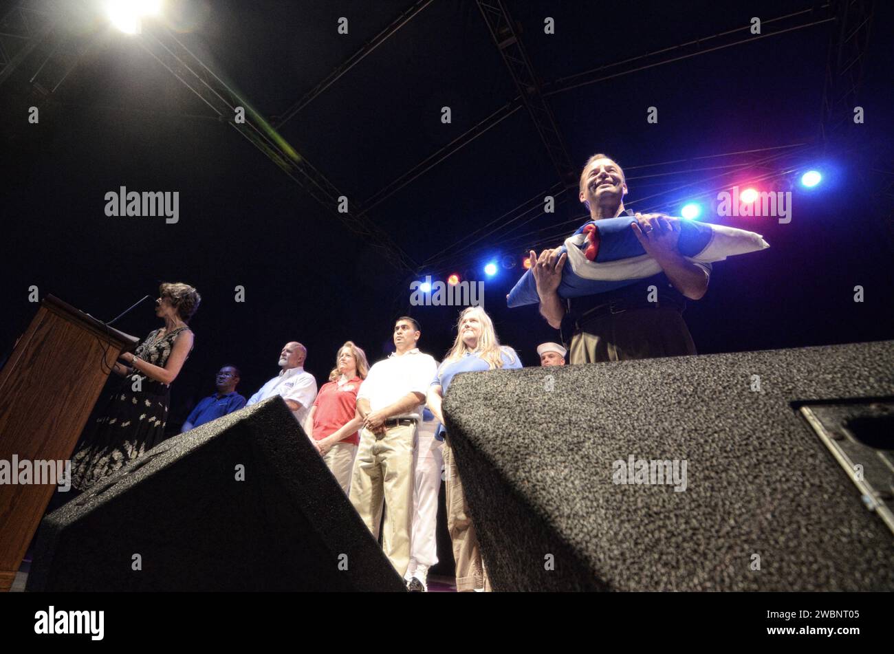 L'evento "salute Our Space Shuttle: Foundation for Our Future" al Johnson Space Center di Houston il 27 agosto 2011, ha commemorato il completamento del programma Space Shuttle e ha ringraziato la sua forza lavoro. Foto Stock