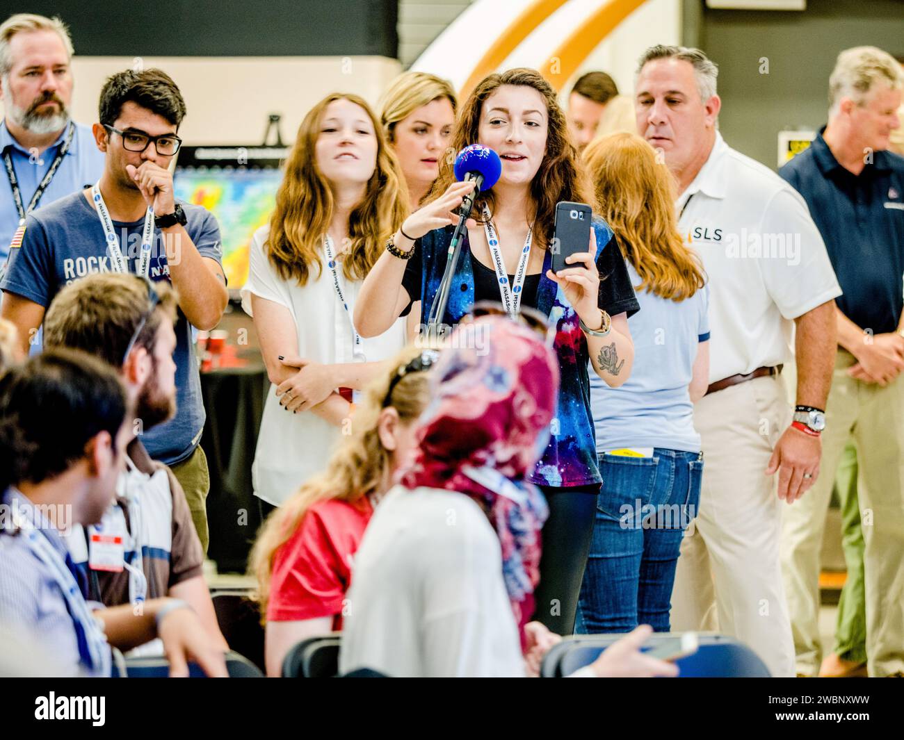 #NASAMarsDay riconosce i programmi della NASA su Marte, tra cui missioni robotiche e navicelle spaziali che esplorano la superficie del pianeta, analizzano le condizioni atmosferiche e studiano le caratteristiche geologiche. Foto Stock