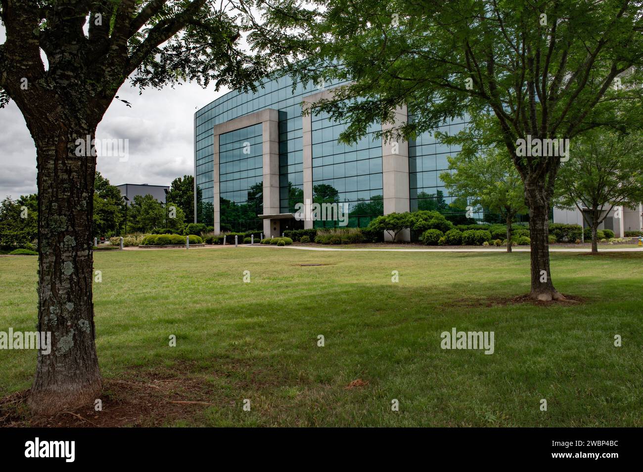 L'edificio 4600 si trova nel campus del Marshall Space Flight Center, utilizzato per ricerche e funzioni amministrative. Foto Stock