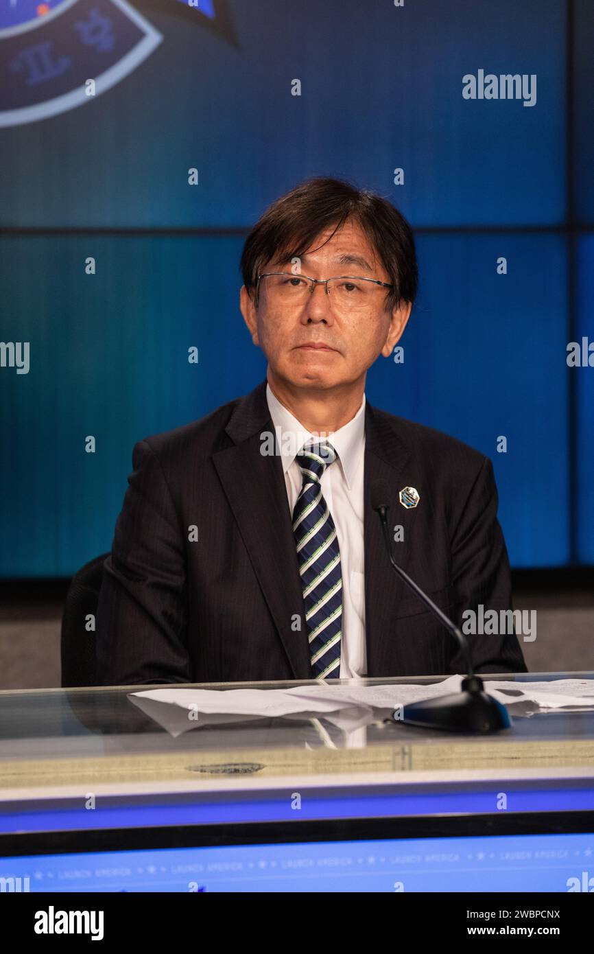 Hiroshi Sasaki della JAXA parlò ad una conferenza stampa postlancio il 15 novembre 2020 dopo che Crew Dragon lanciò Crew-1 con gli astronauti della NASA Hopkins, Glover, Walker e l'astronauta JAXA Noguchi sulla ISS per una missione di sei mesi. Foto Stock
