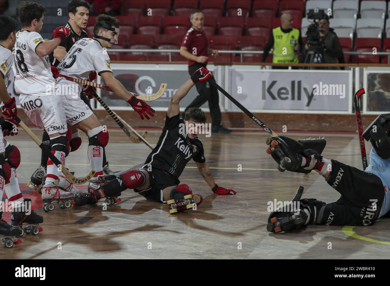 Lisbona, Portogallo. 11 gennaio 2024. Lisbona, 01/11/2024 - Sport Lisboa e Benfica ha ospitato Réus Deportiu questo pomeriggio all'Pavilhão da Luz di Lisbona, in una partita che conta per la 2023/24 Roller Hockey Champions League. Manrubia (Pedro Rocha/Global Imagens) credito: Atlantico Press/Alamy Live News Foto Stock