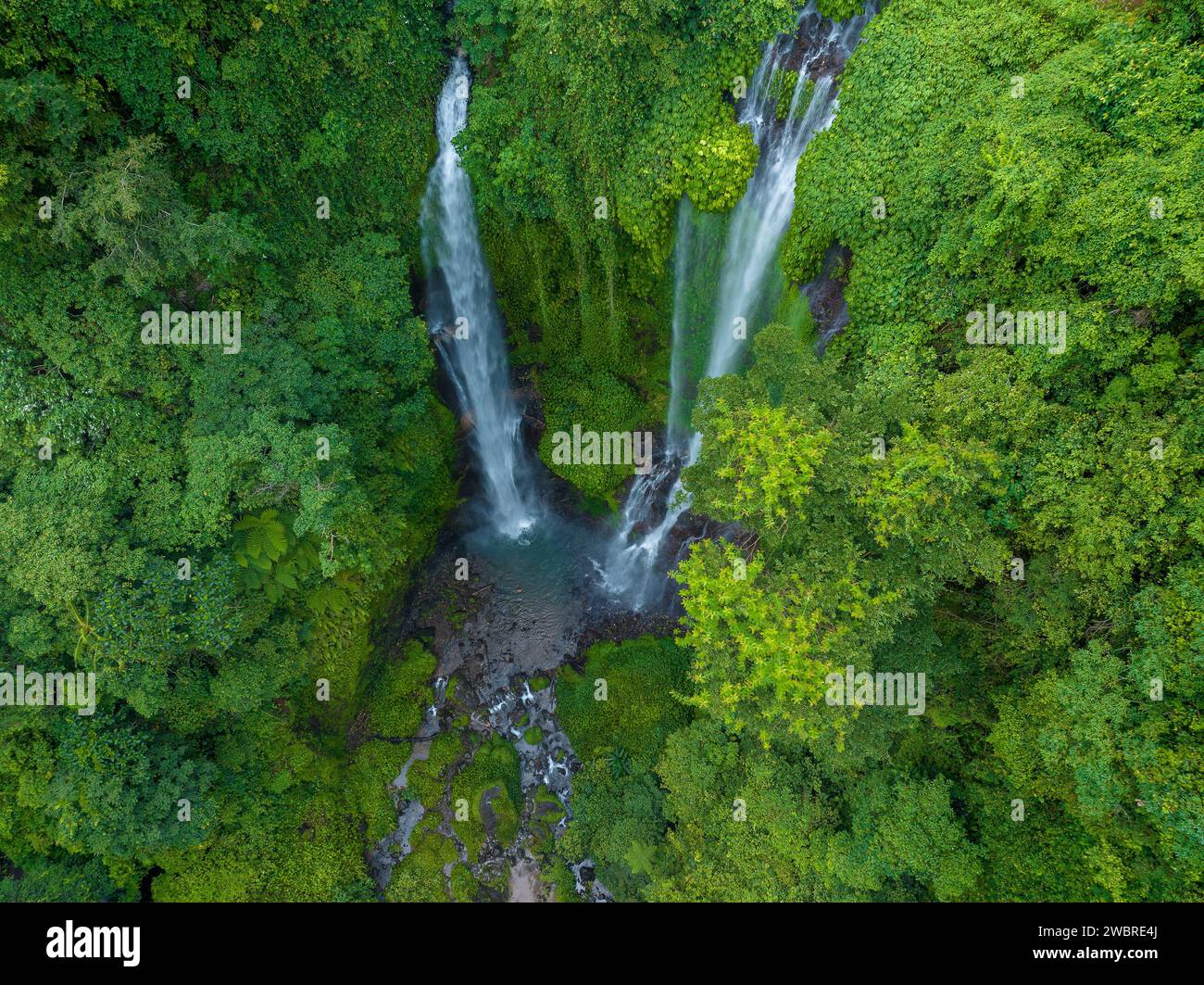 Vista aerea della cascata di Sekumpul sull'isola di Bali, Indonesia Foto Stock