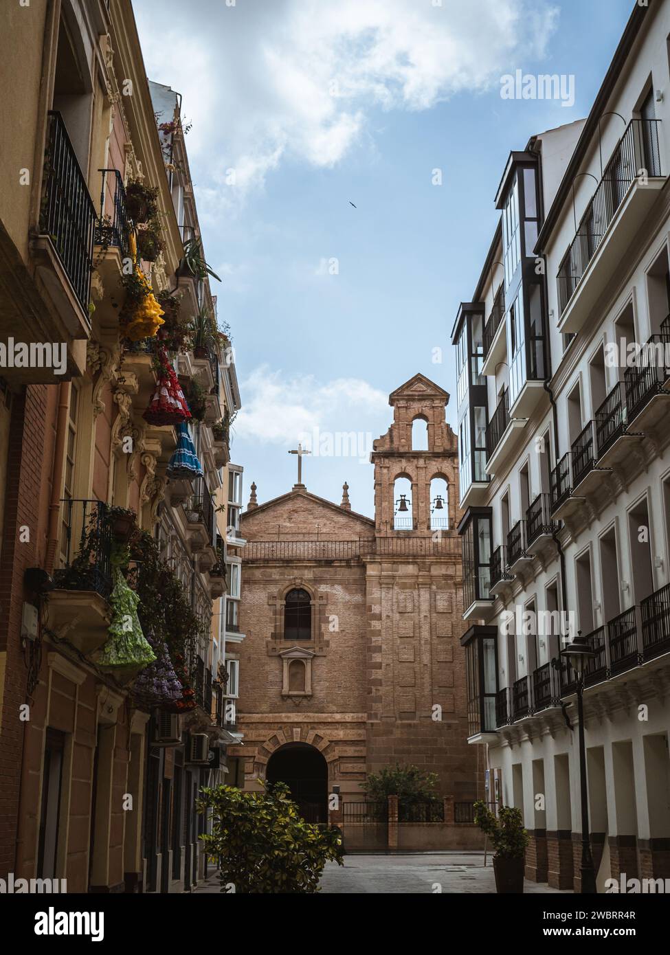 La chiesa parrocchiale Nuestra Senora (Señora) del Carmen a Málaga, Andalusia, Spagna, centro storico, campanile, estate Foto Stock